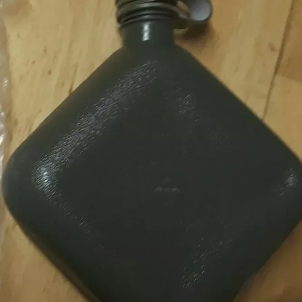 2 Quart COLLAPSIBLE Bladder Canteen